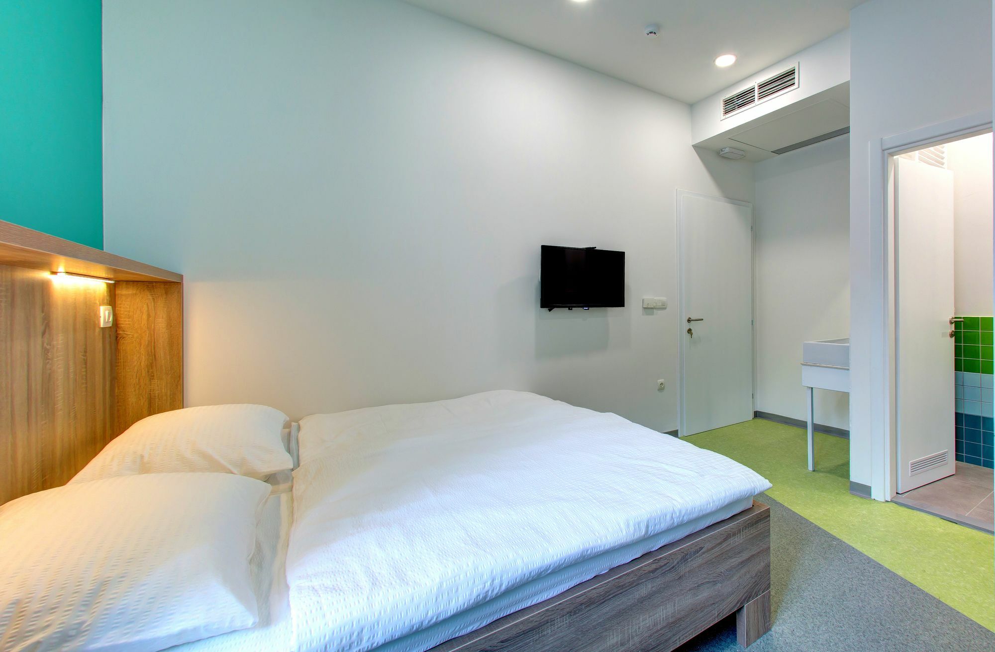 Starmo Hostel Mostar Esterno foto